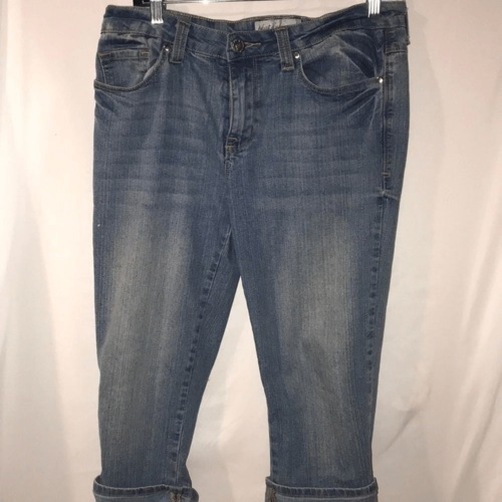 Phat Fashions Silver Label Blue Denim Capri Jeans Medium Wash Rhinestone Y2K